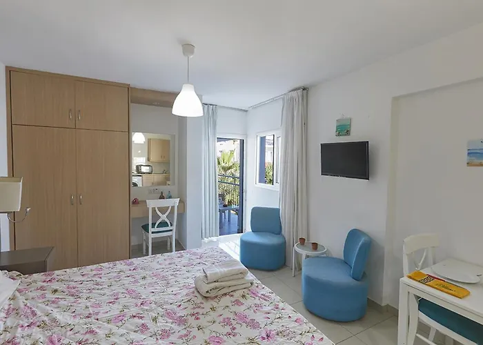 Napa Hera 's Nest * Aya Napa