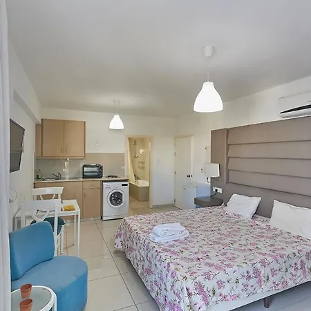 Apartament Napa Hera 's Nest Ajia Napa