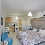 Апартаменты Napa Hera 's Nest Айя-Напа